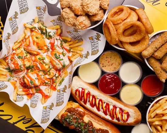 FRIES N' FRIES -Plaza Alena (Monterrey)