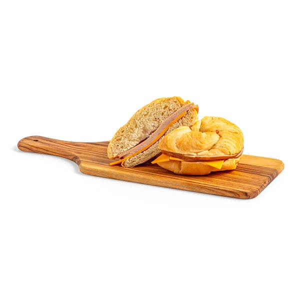Hy-Vee Di Lusso Smoked Turkey Breast Croissant Sandwich