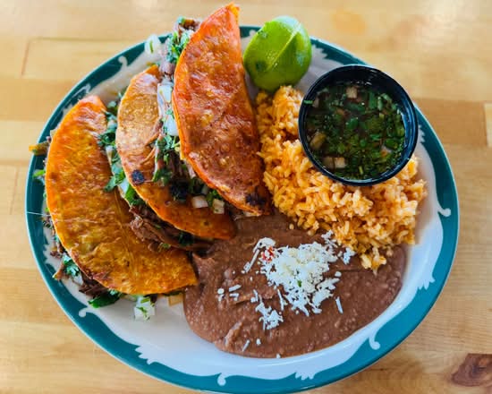LUCIA'S TAQUERIA