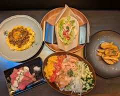 Casuai Dining ROOF LESS 戸塚店　ルーフレス