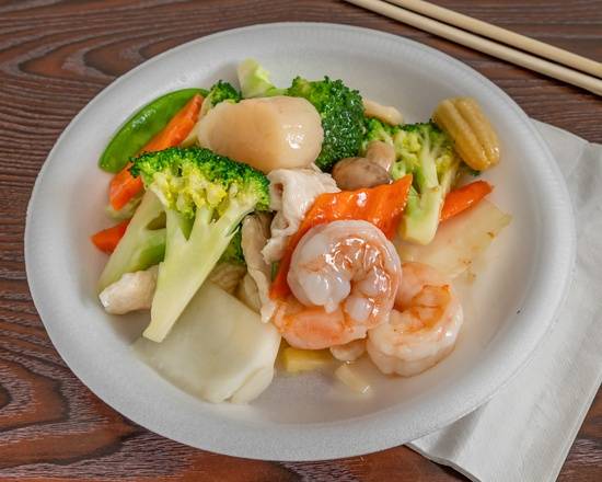 Jumbo Shrimp, Chicken, and Scallops (Special Diet)