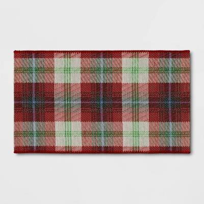 1'8"x2'10" Rectangle Plaid Rug - Threshold™