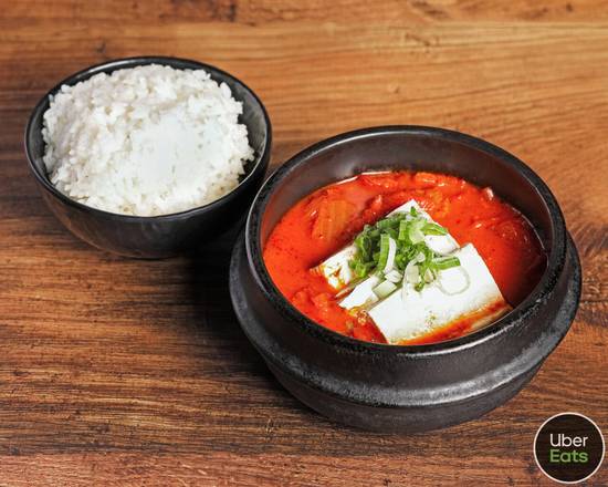 Kimchi Jjigae