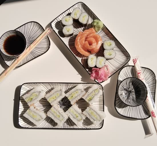 Tian Tian Takeaway And Sushi (30 Rudd Rd)