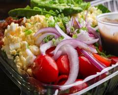 Urban Grazers - Salads, Soups & Wraps (342 East Long Street)