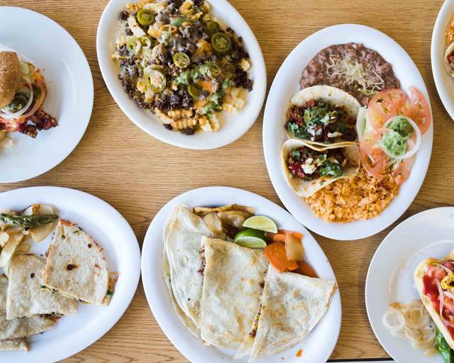 Tacos de Birria y Adobada el Cochi Loco Menú a Domicilio【Menú y Precios