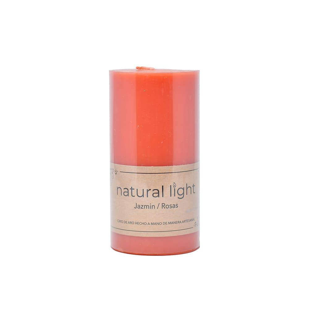 Vela pilar Natural Light™ aroma jazmín/rosas de 14.78 cm color naranja