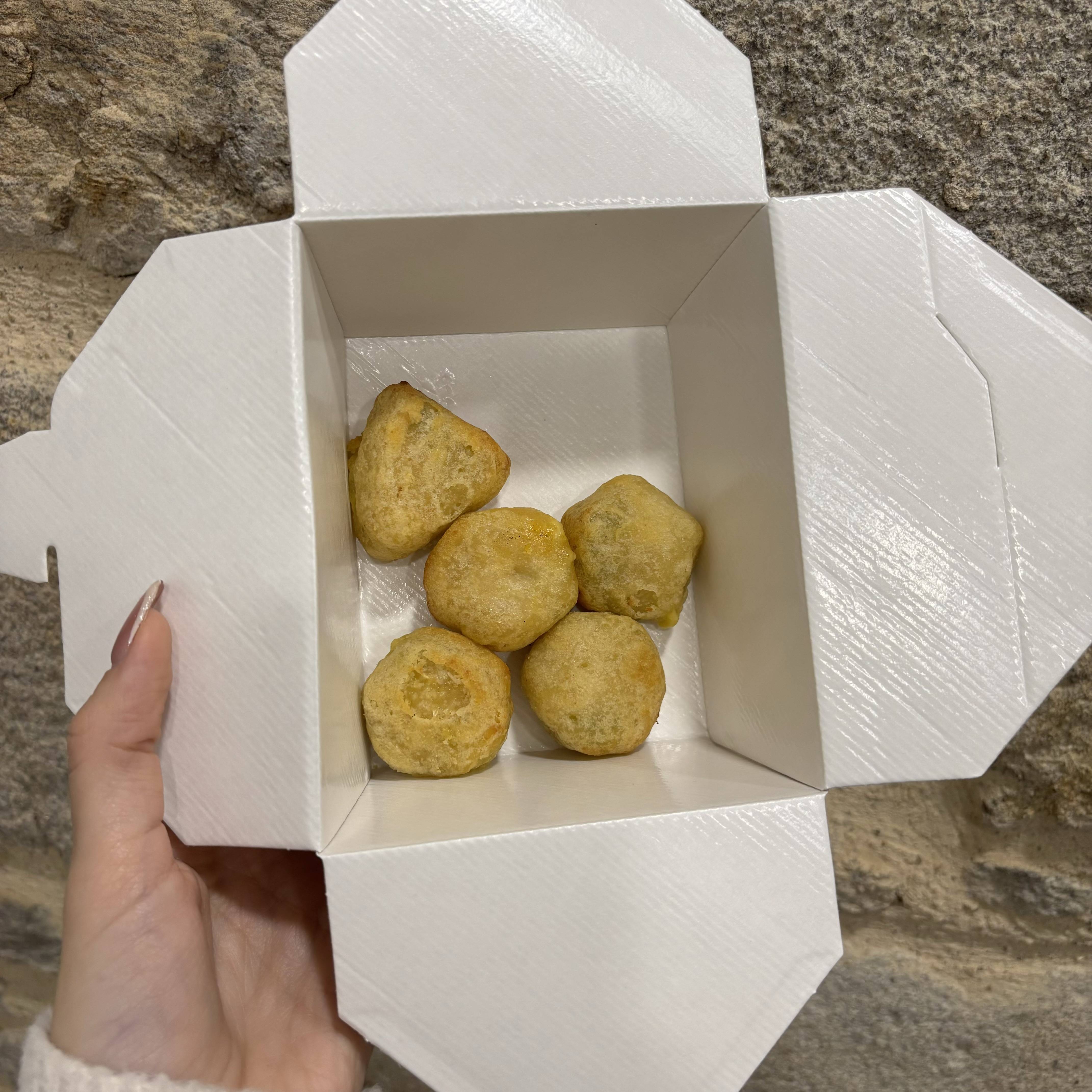 9 Chili Cheese Nuggets