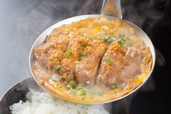 ふわとろ卵のカツ丼