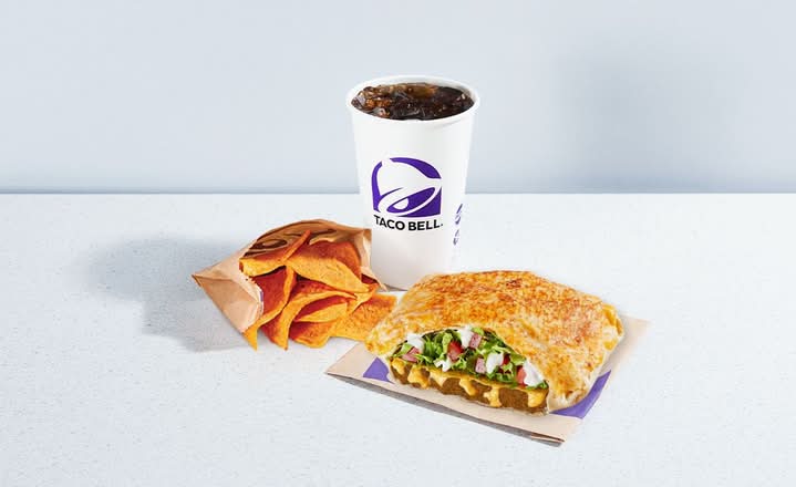 Grilled Cheese Crunchwrap Supreme® Meal
