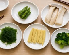 五餅二魚鹹水雞 南投店