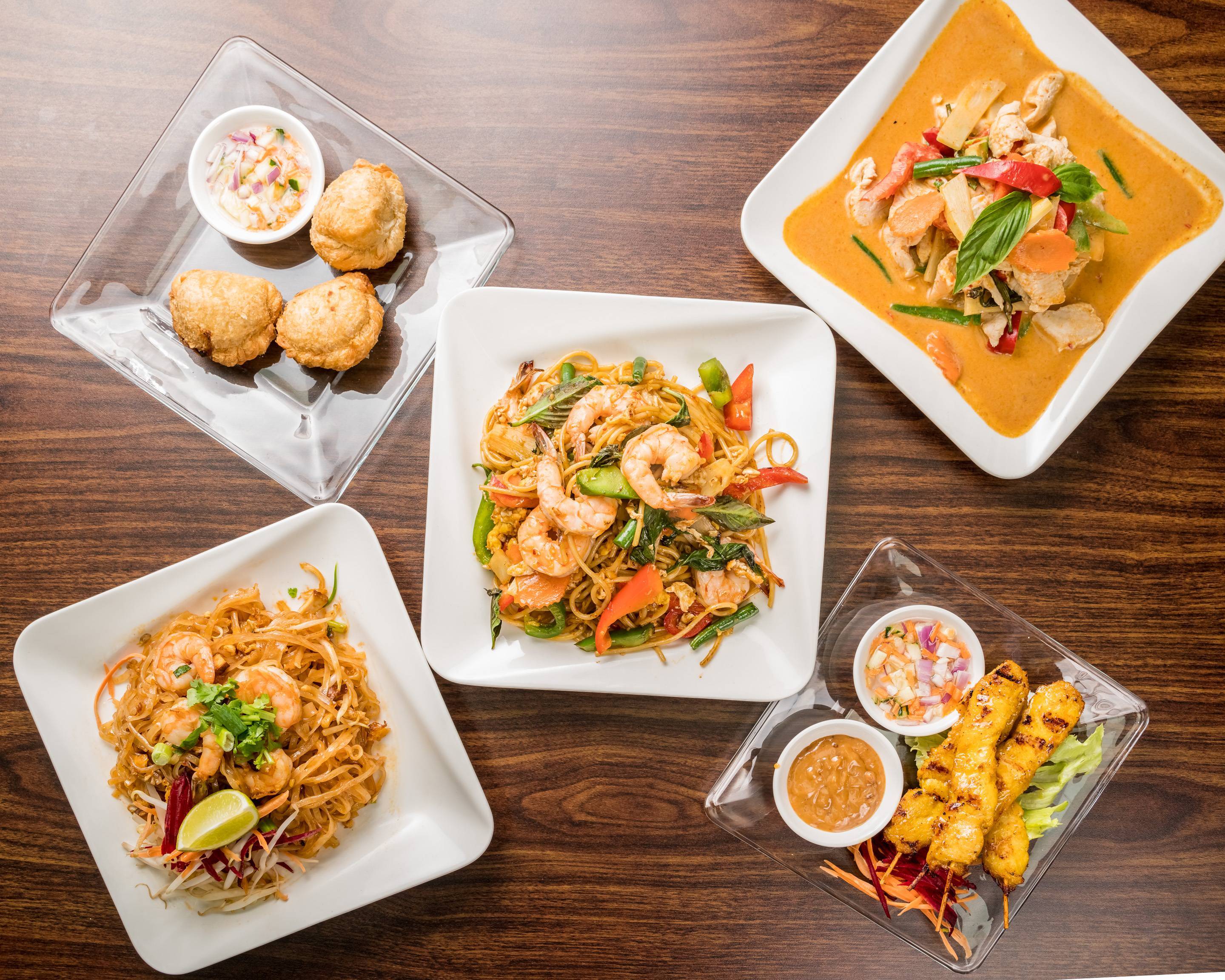 Thanaree Thai Kitchen - Thai restaurant in North Bellmore, NY