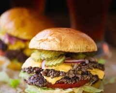 Fatty's Burgers And Wings