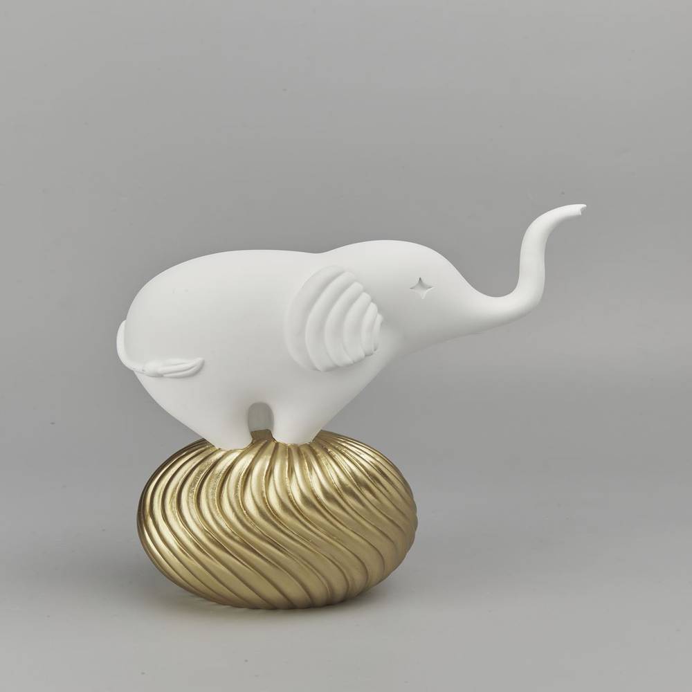 Elefante de Resina de Pie