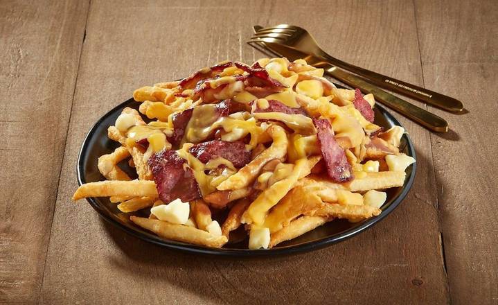 Bacon & Cheese Poutine