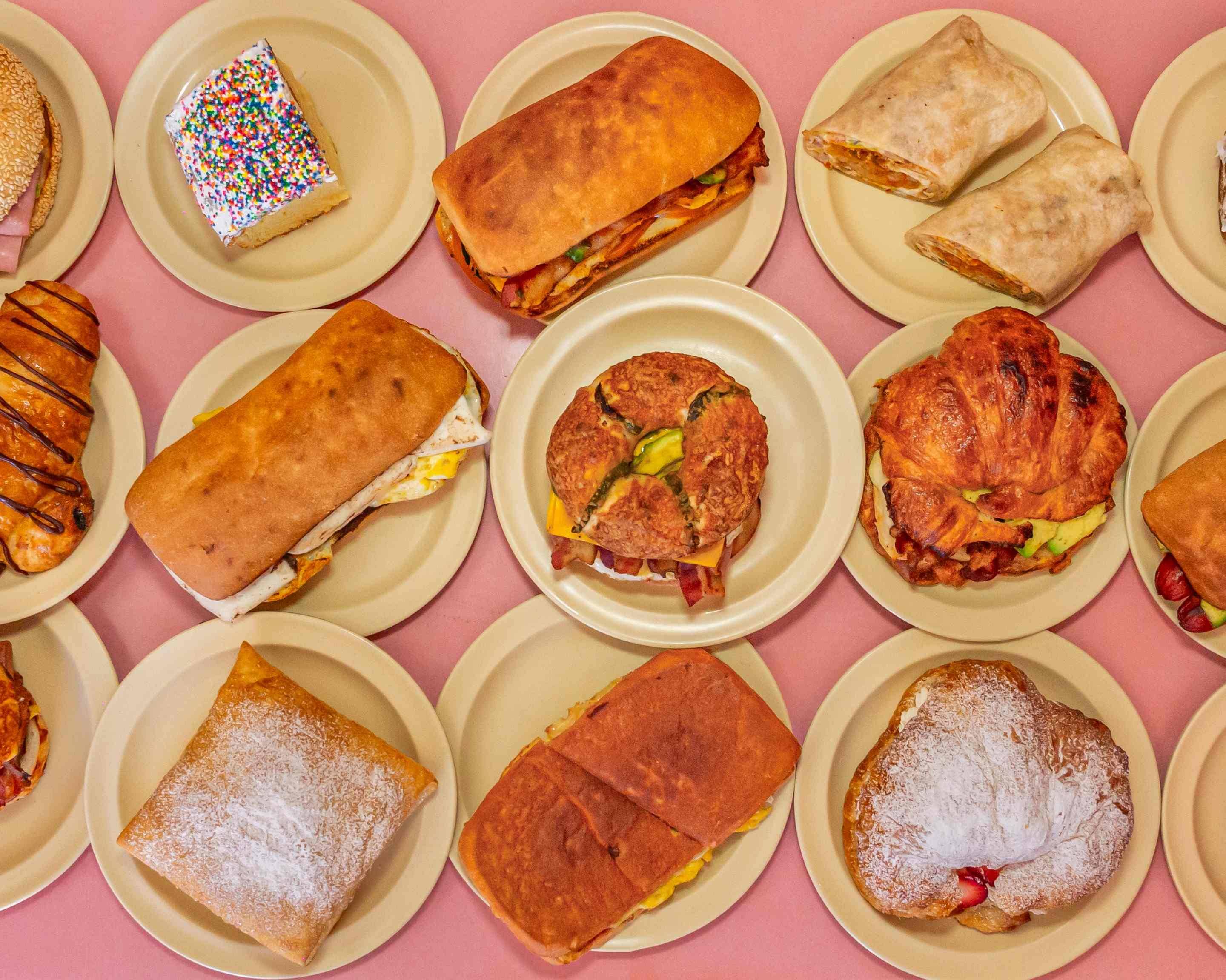 Quick breakfast near me