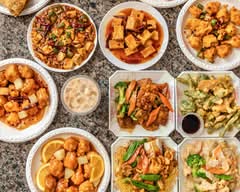 Lucky Dragon Chinese Restaurant (Lowell St)