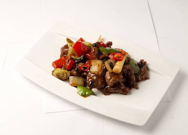 Beef with Bell Peppers and Black Bean Sauce & Chilli 豉椒牛肉