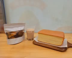 つきぐまカステラ まま屋 草津大路店
