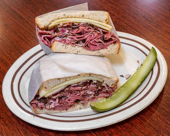 New York Style Hot Pastrami Sandwich
