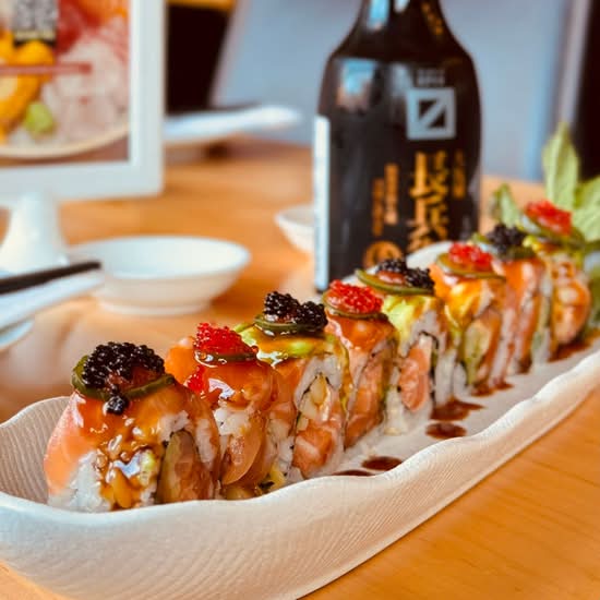 Salmon Fiesta (8 pcs)