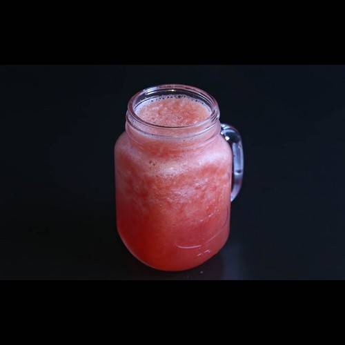 Fresh Watermelon Juice 鮮西瓜汁