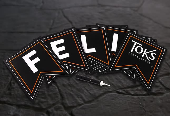 Kit Vela y Letrero de Felicidades