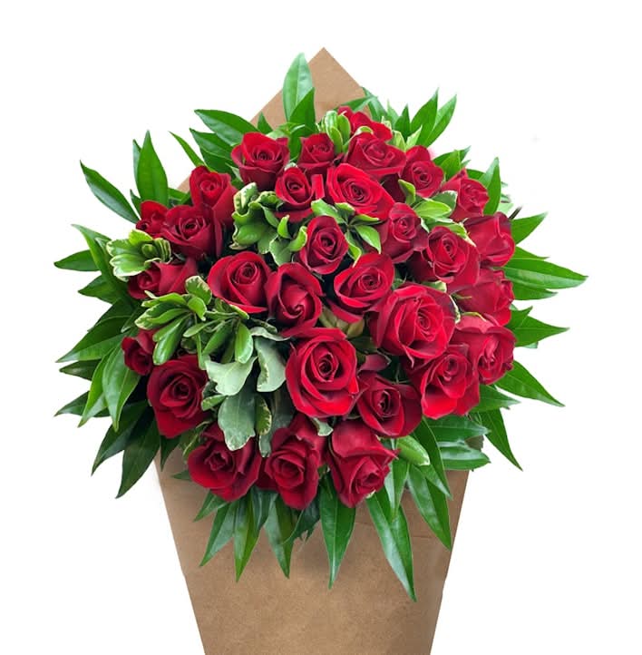 Bloom Haus™ Exquisite Rose Bouquet - Red
