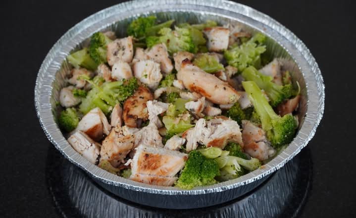 Broccoli and Chicken in a Pan