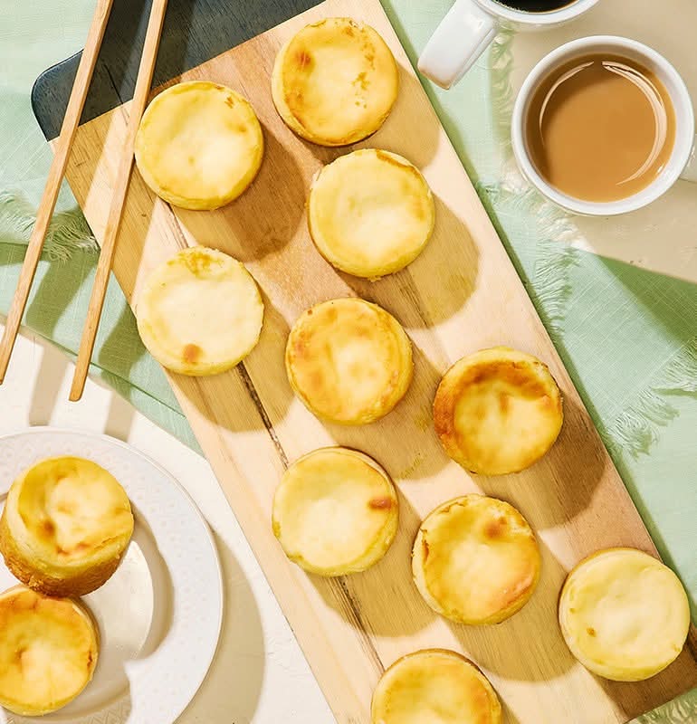 NEW - CATERING MINI BUTTER CAKE TRAY