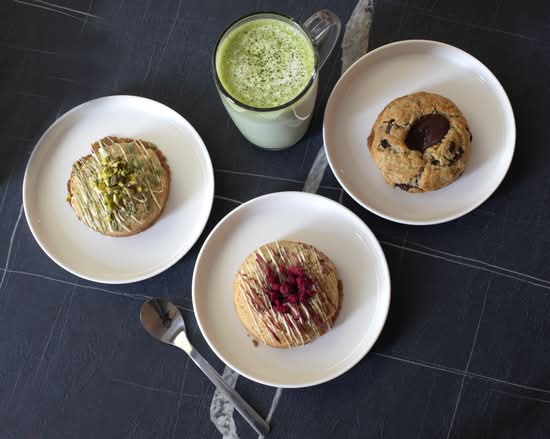 COOKIE BAKE AND CREAM