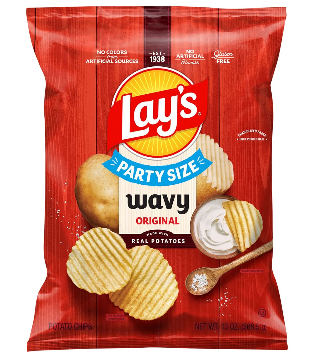 Lay's Wavy Original Potato Chips Party Size (13 oz)