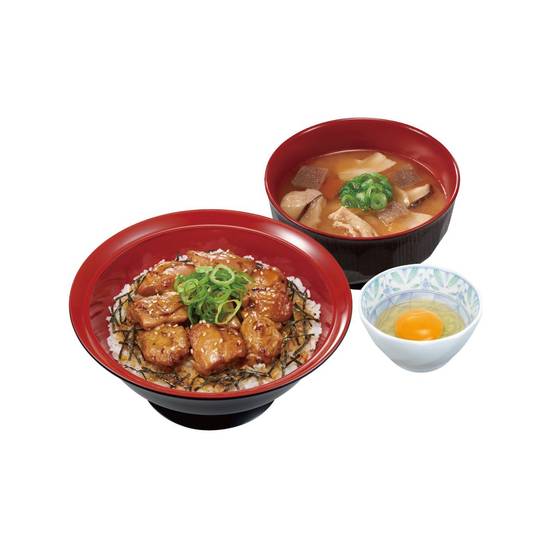 炭火やきとり丼とん汁たまごセット Char Grilled Chicken Rice Bowl & Pork Miso Soup & Raw Egg