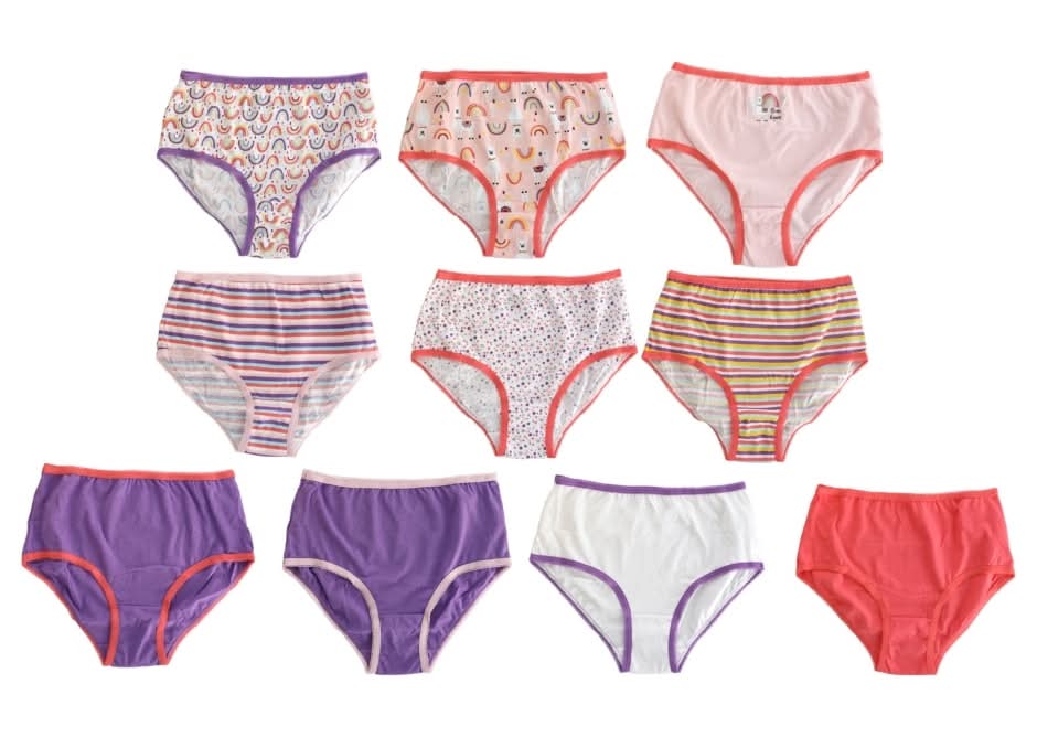 Extremely Me Printed Briefs, Women, Size 8 (10 ct)