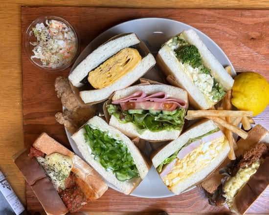 【サンドイッチ専門店】cafeこびと　