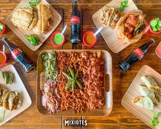 Los Mixiotes Taquería Ejército Republicano (Queretaro)