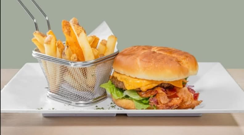 Bacon cheese burger