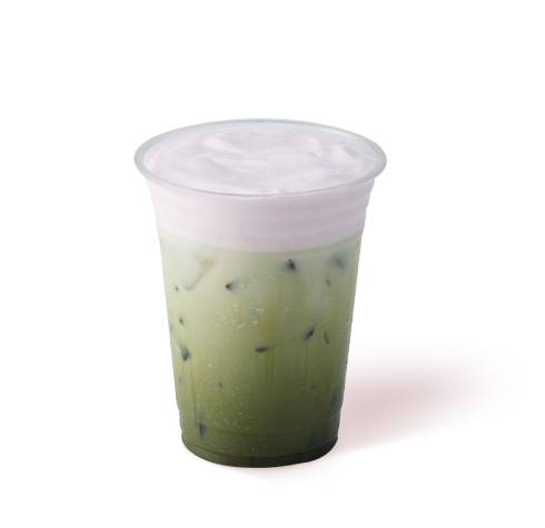 Latte matcha avec mousse froide à la lavande
