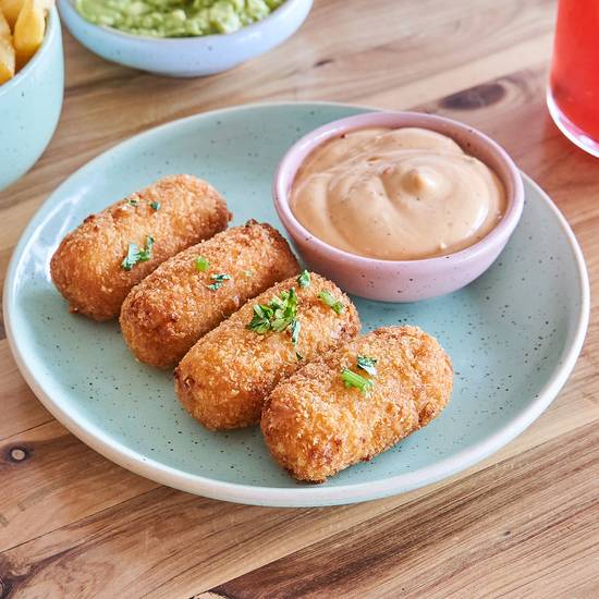Chipotle Mac & Cheese Croquettes (V)