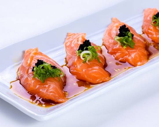 (g052) Salmon Truffle Sauce Sashimi