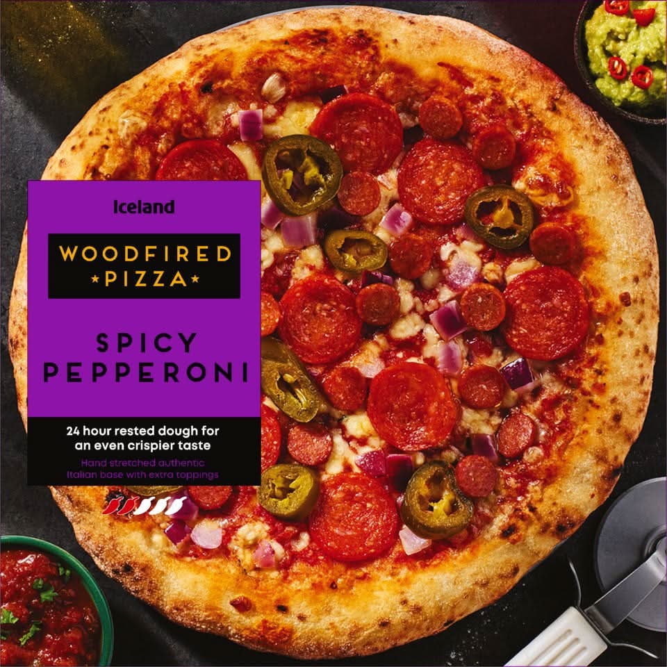 Iceland Woodfired Spicy Pepperoni Pizza (375g)