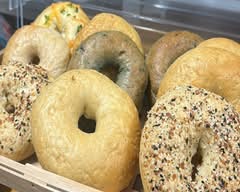 Glacier Peaks Bagel & Espresso (1615 Wyoming St)