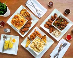 Dav’s Hotspot Restaurant + Lounge (Gerrard St.)