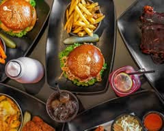 American Luciano's (Rúa A Besada 1 )