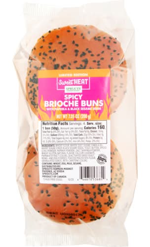 Sprouts Farmers Market Spicy Sweet Heat Brioche Buns With Paprika & Black Sesame Seeds