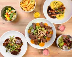 Muellers in der Markthalle