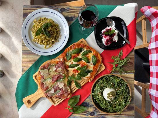Tasquinha Italiana