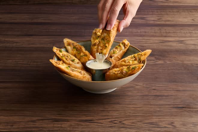 Philly Cheesesteak Egg Rolls