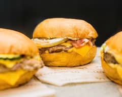 Smash Burger Camilo Henriquez