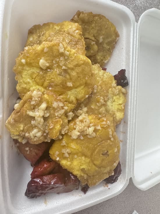 Mimi carne ahumada solo tostones